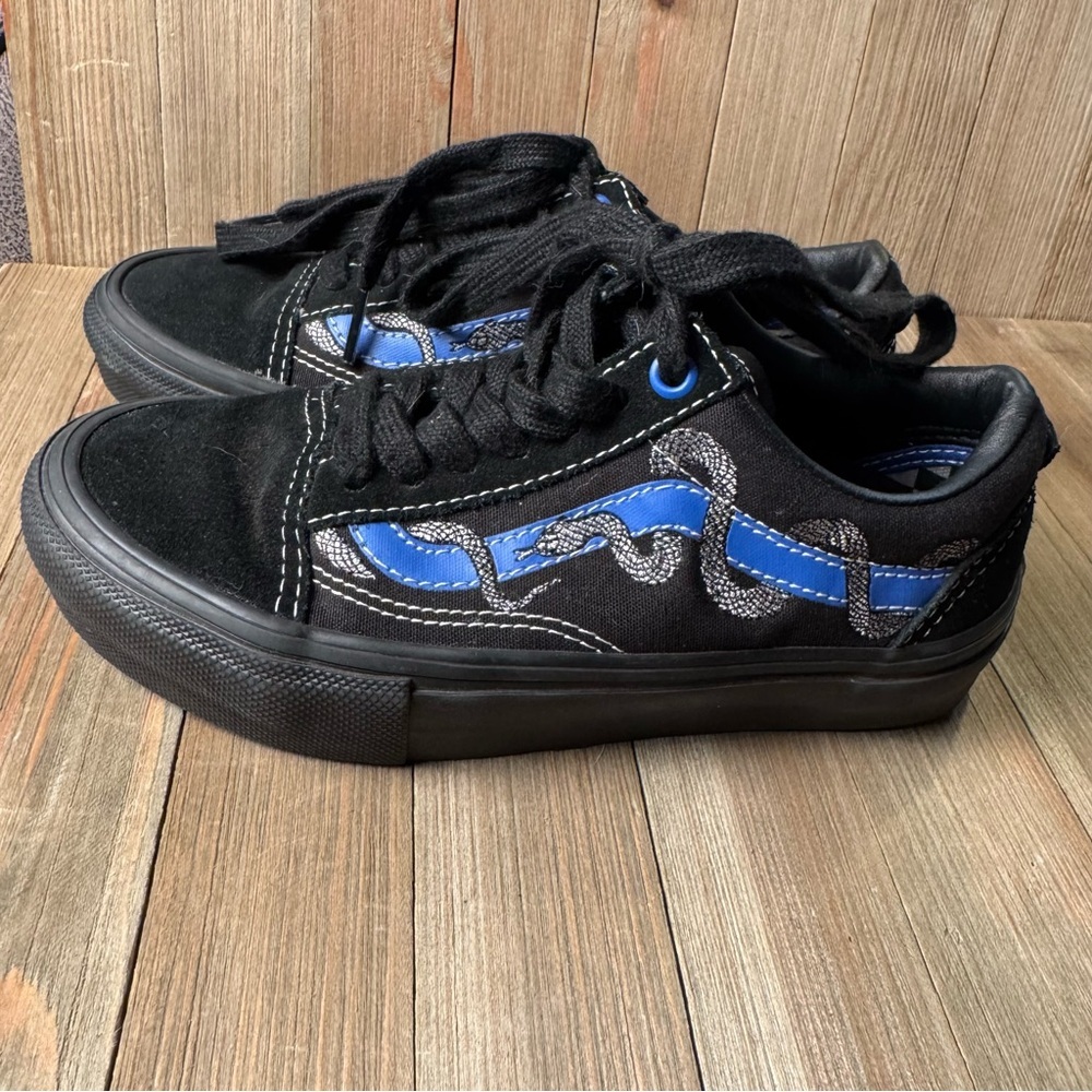 Vans 2023 Breana Geering x Skate Old Skool Black Blue Snake Men’s‎ 3.5 Shoes